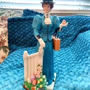 Mrs Albee figurine